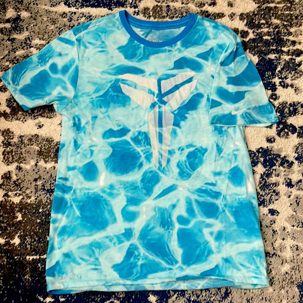 Kobe x Nike limited release shirt